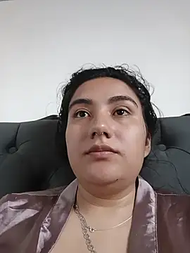 Živý XXX chat Hellen_Alex