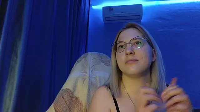 HotBrandyX Obrolan Langsung XXX