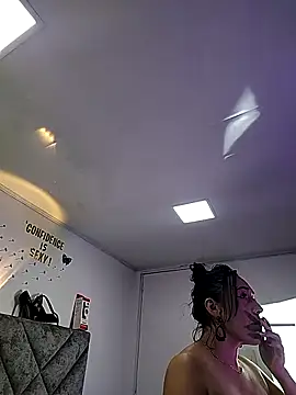 Shantey_Laurent: онлайн-секс-чат