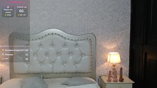 skinny_keily14: онлайн-секс-чат