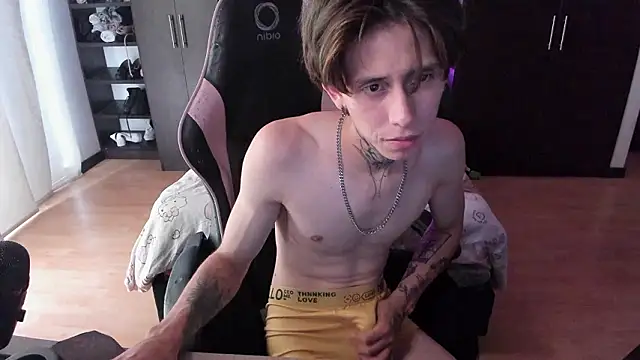 xIce_Boy's Live XXX Chat