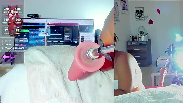 Rosy_Emely: απευθείας συνομιλία ΧΧΧ