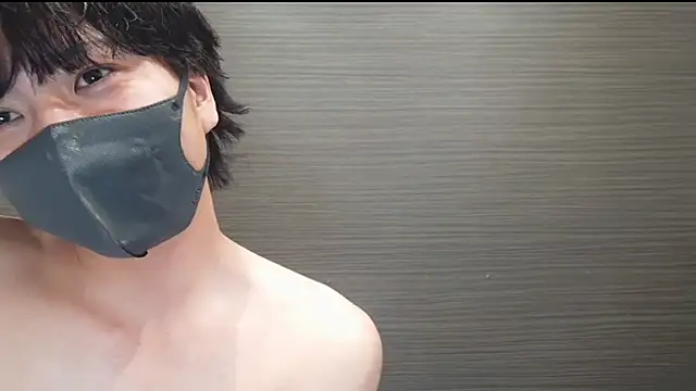 CHROME-kun925 Adlı Modelin Canlı XXX Sohbeti