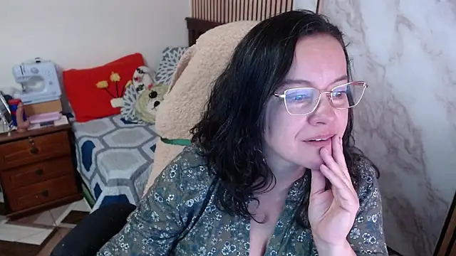 Sonialorens_ 在線直播表演