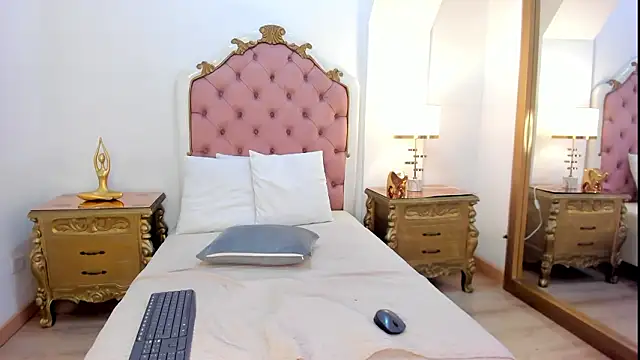 madelyn_walker_n Live XXX chat