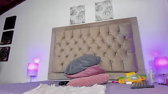 Chatroom XXX en direct de KristalFoxx