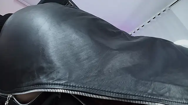 _Jade_16 – Live XXX-chat