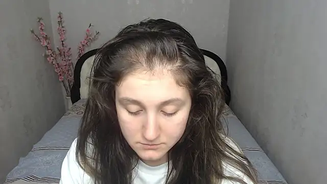 Holliy_Cooper Chat XXX in diretta