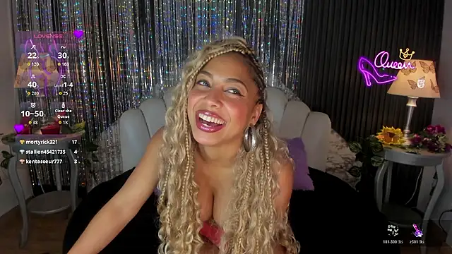 Amarafire Adlı Modelin Canlı XXX Sohbeti