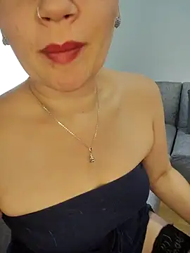 tata_sanz_ live XXX chat