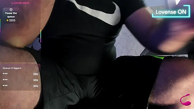 jhon_bear03 Adlı Modelin Canlı XXX Sohbeti