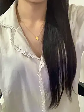 Jonlie18 Adlı Modelin Web Kamerası Şovu