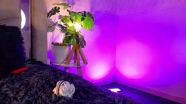 XXX chat uživo modela 4L3JX