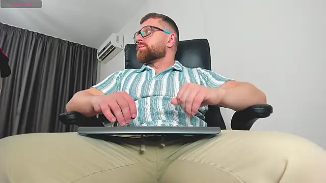 Онлайн чат XXX Findom_guy