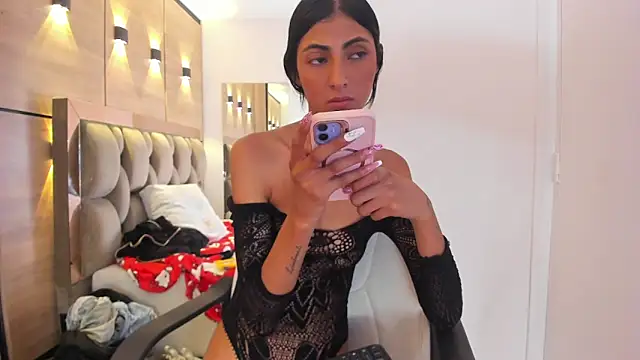 Chatroom XXX en direct de karol_lewiss