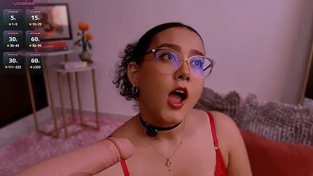 kittysophie_ 即時 XXX 聊天