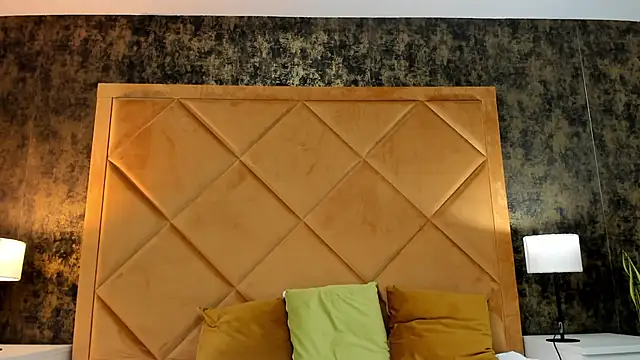 TinyBlair live XXX chat