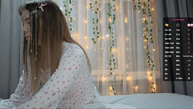 CarolinePepper: онлайн-секс-чат