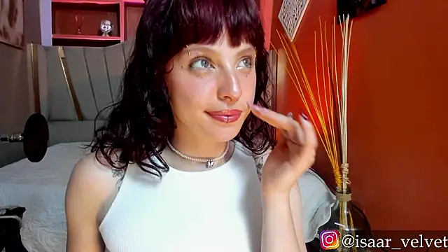 Velvet_Dreamss: онлайн-секс-чат