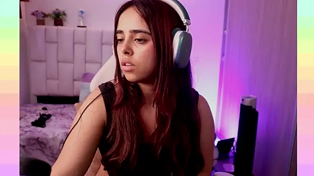 دردشة JennieBaee الجنسية المباشرة