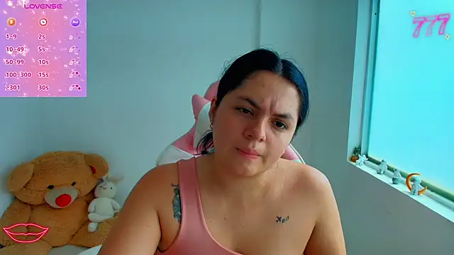 Danna_Saturnitee 即時 XXX 聊天