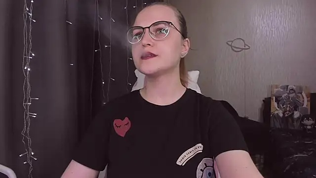 MissBrightShine 即時 XXX 聊天