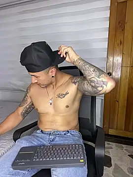 دردشة ALEXXX_KING الجنسية المباشرة