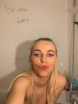 BrumeLove Show in webcam