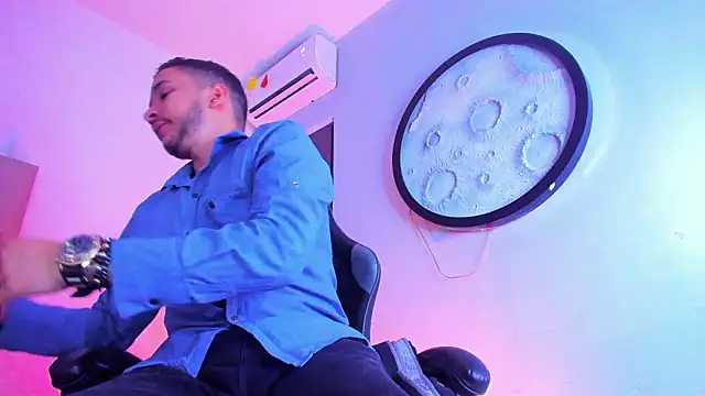 Chat +18 de mike_257 ao vivo