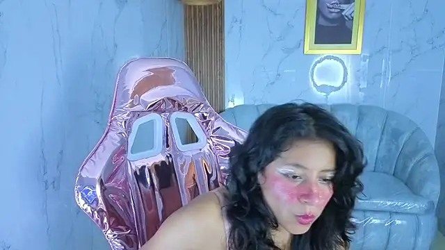 XXX chat uživo modela serabella_s