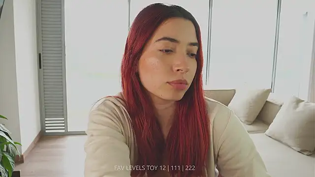 dearnina_ Chat XXX in diretta