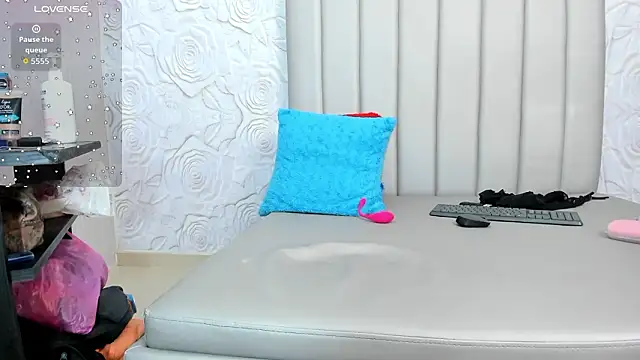 Cleopatra_Trans Adlı Modelin Web Kamerası Şovu