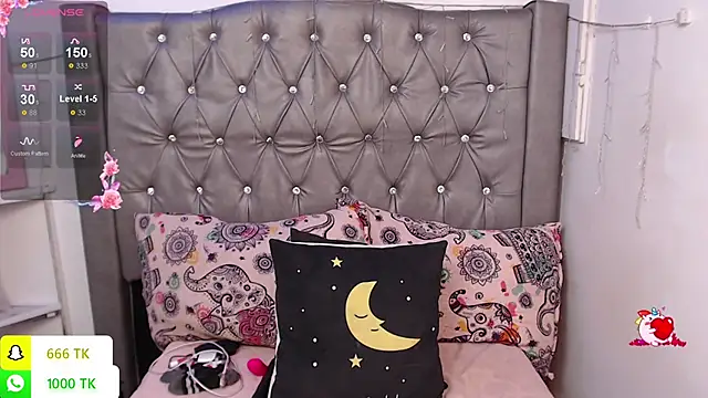 LAILAGUMMY: онлайн-секс-чат