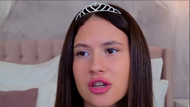 milaleonelin Live XXX chat