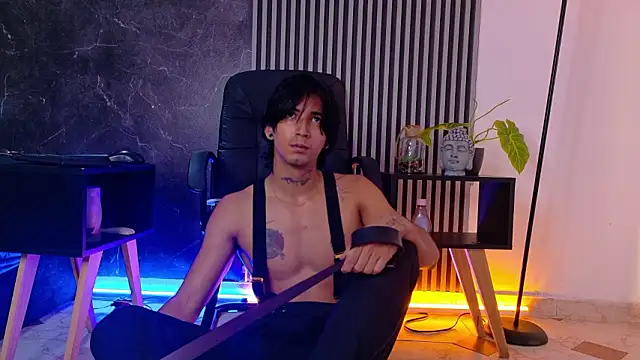 jett_savage 即時 XXX 聊天