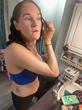 lolabunny9 webkamerás műsora