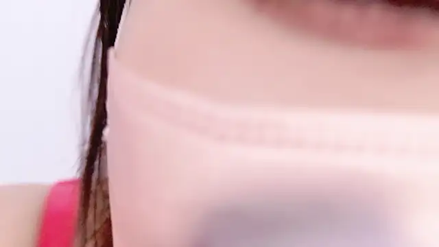 Show modela Megu_Melon na web-kameri