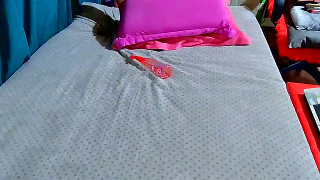 Ugly-Filipina's Live XXX Chat