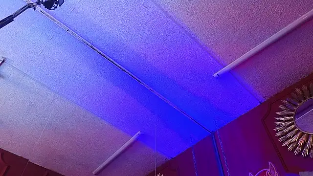 Chatroom XXX en direct de Julieta_Russell