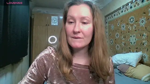 AnnaXLovers 即時 XXX 聊天