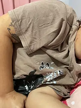 _BellaHotty_ 即時 XXX 聊天