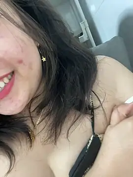 Gia_gia68 网络视讯表演