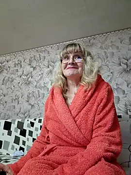 gentleblonde 现场XXX聊天