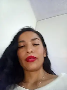 Chat XXX en directo de chloewildd_