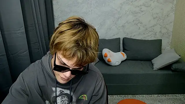 Živý XXX chat Bonnie_And_C1yde