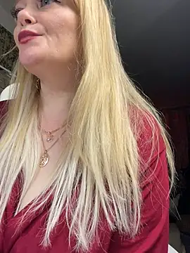 Chat +18 de Sweet-blonde ao vivo