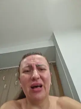 Show modela KamaSons na web-kameri