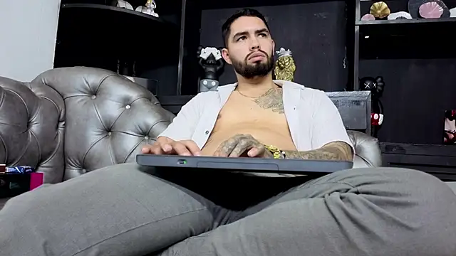 matteosantos 网络视讯表演