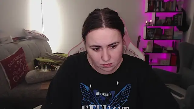 XXX chat uživo modela SexyWitch_666