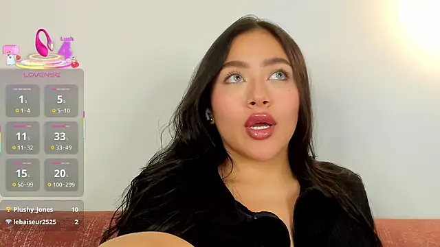 nicolle_pierce Adlı Modelin Canlı XXX Sohbeti